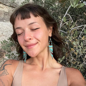 Meet your Posher, Lia